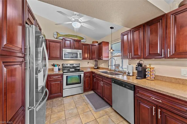 $2,200 | 23330 Moorhead Avenue, Port Charlotte, FL 33954