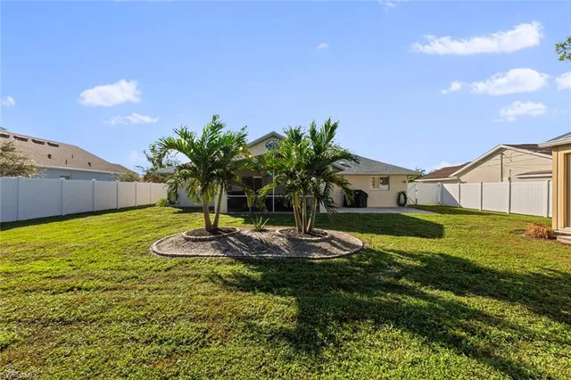 $2,200 | 23330 Moorhead Avenue, Port Charlotte, FL 33954