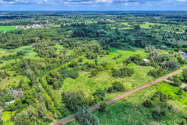 $374,000 | Xxxx 165th Street North, Hugo, MN 55038