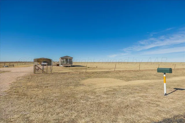 $450,000 | 39000 Farm To Market 1705, Happy, TX 79042