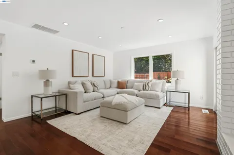 $1,749,998 | 11263 Rolling Hills Drive, Dublin, CA 94568