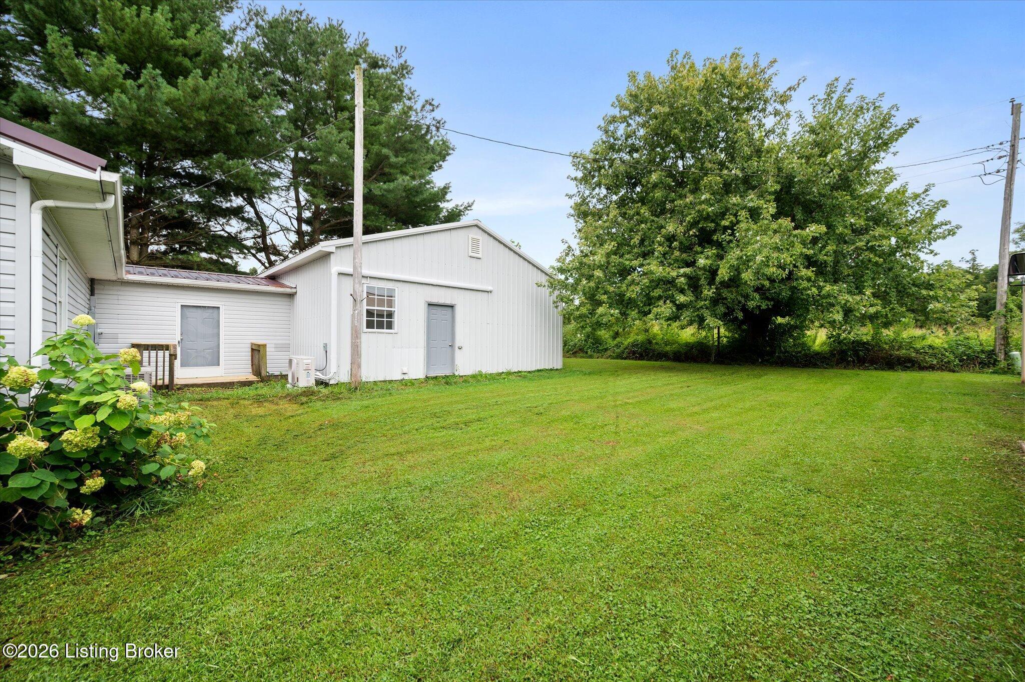 77 Greenbriar Road Milton, KY 40045 - Photo 4 of 30 103