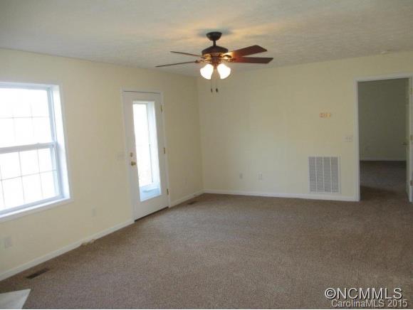 122 Greenridge Road Weaverville, NC 28787 - Photo 3 of 12