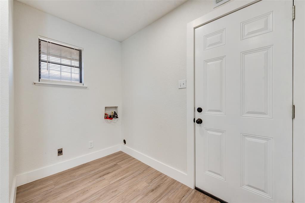 5311 Rocky Ridge Road Dallas, TX 75241 - Photo 15 of 24 wooden floor in an empty room