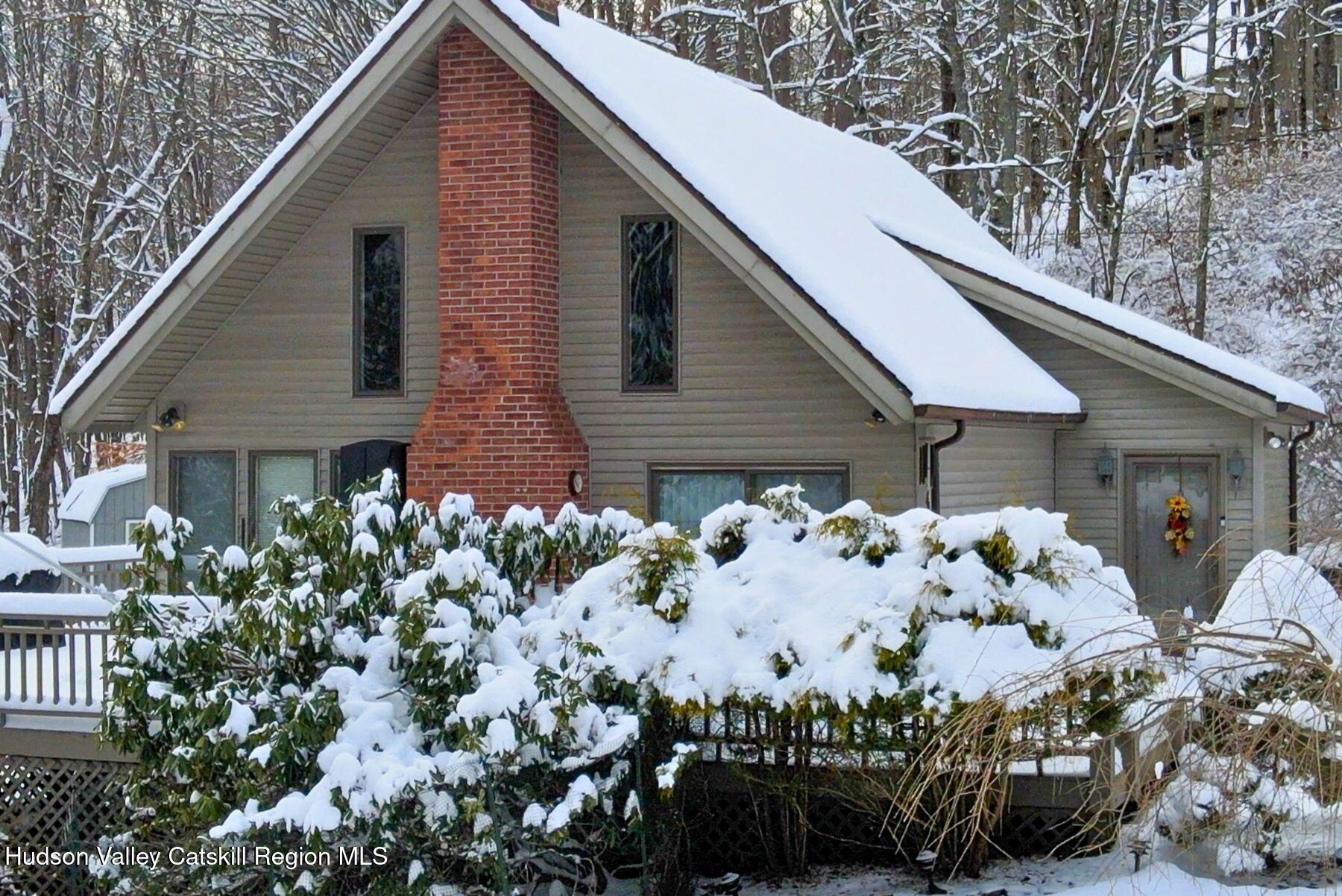 107 Ox Road Roxbury, NY 12421 - Photo 27 of 30 a front view of house with yard