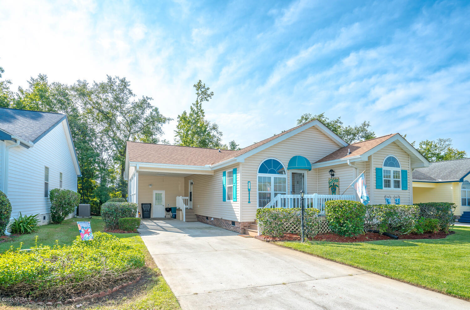 425 Deer Path Calabash, NC 28467 - Photo 1 of 53 425 Deer Path Calabash NC-large-001-037-