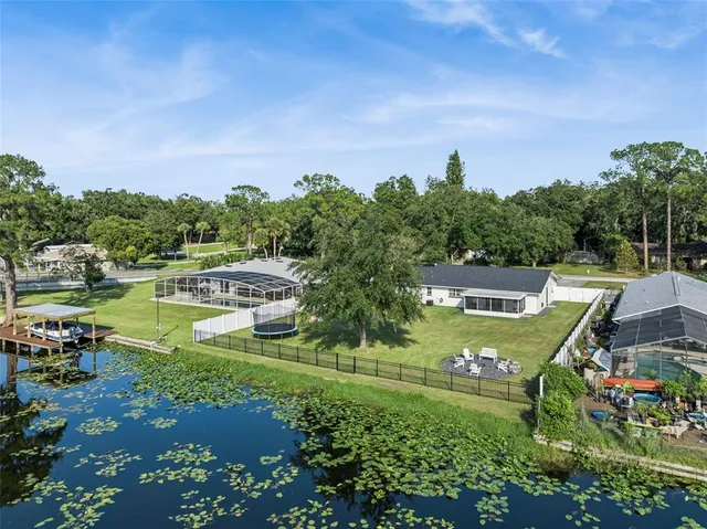 $430,000 | 27922 Tammi Drive, Tavares, FL 32778