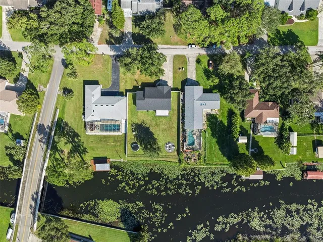 $430,000 | 27922 Tammi Drive, Tavares, FL 32778