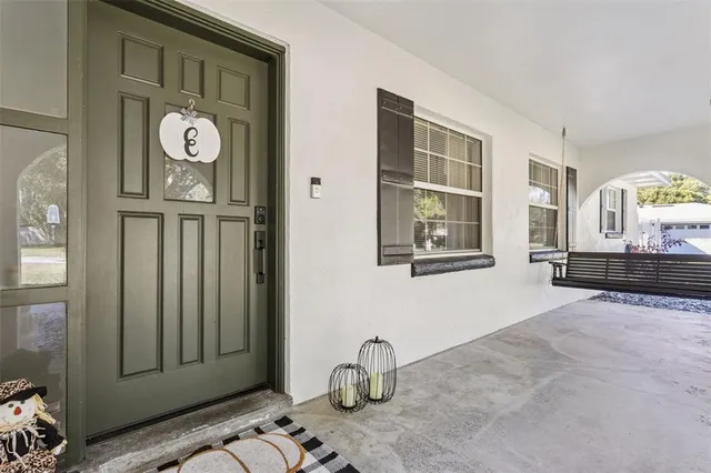 $430,000 | 27922 Tammi Drive, Tavares, FL 32778