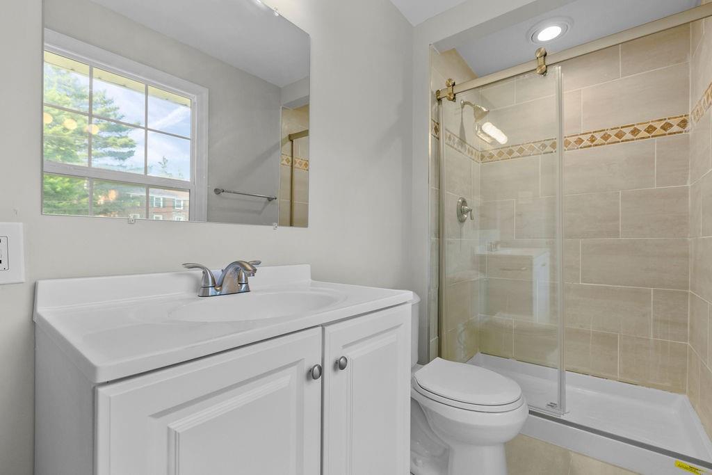 2345 Cramden Road Pittsburgh, PA 15241 - Photo 18 of 25 Gallery Image 18