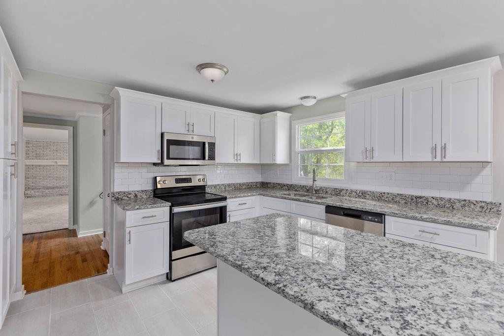 2345 Cramden Road Pittsburgh, PA 15241 - Photo 6 of 25 Gallery Image 6