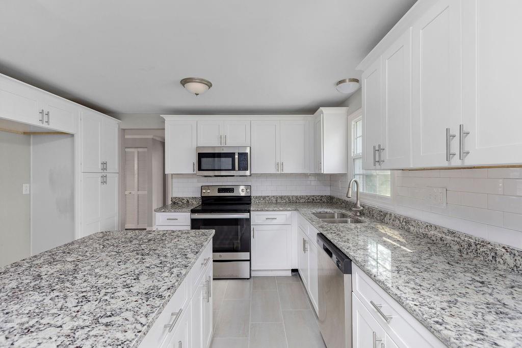 2345 Cramden Road Pittsburgh, PA 15241 - Photo 8 of 25 Gallery Image 8