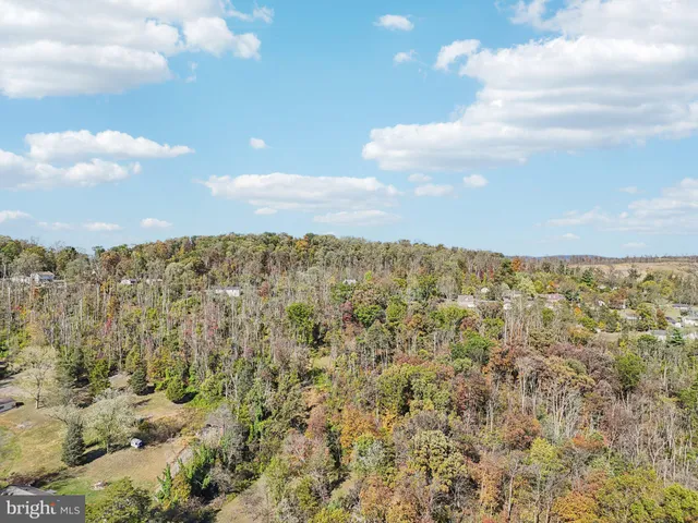 $779,000 | 0 Squirrel Hollow Road, Douglassville, PA 19518