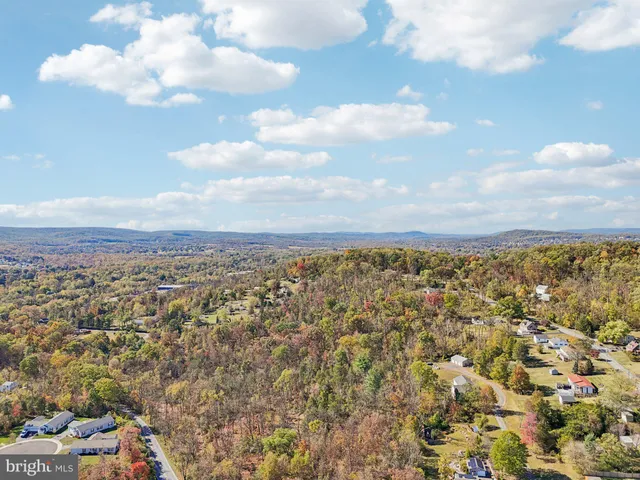 $779,000 | 0 Squirrel Hollow Road, Douglassville, PA 19518