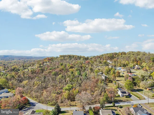 $779,000 | 0 Squirrel Hollow Road, Douglassville, PA 19518