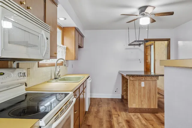 $210,000 | 2122 North 8th Street, Sheboygan, WI 53081