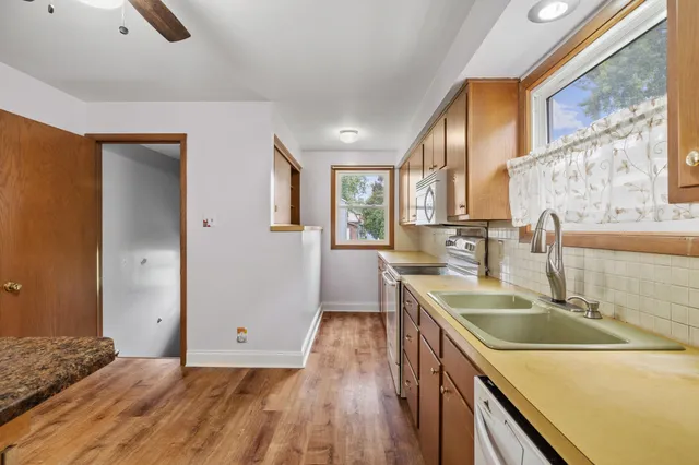 $210,000 | 2122 North 8th Street, Sheboygan, WI 53081