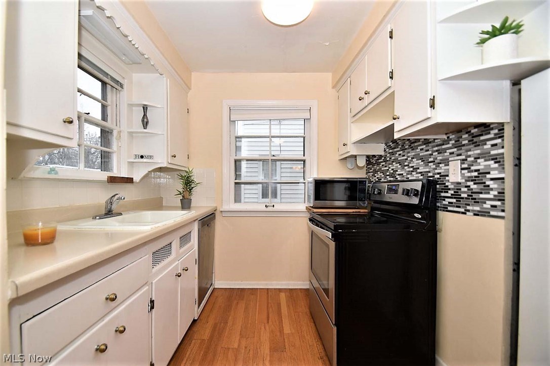 2609 Milton Road Cleveland, OH 44118 - Photo 14 of 26 Gallery Image 14