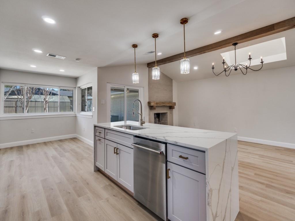 9008 Flicker Lane Dallas, TX 75238 - Photo 15 of 23