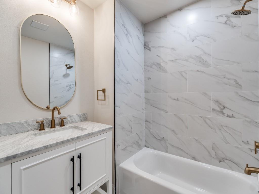 9008 Flicker Lane Dallas, TX 75238 - Photo 21 of 23