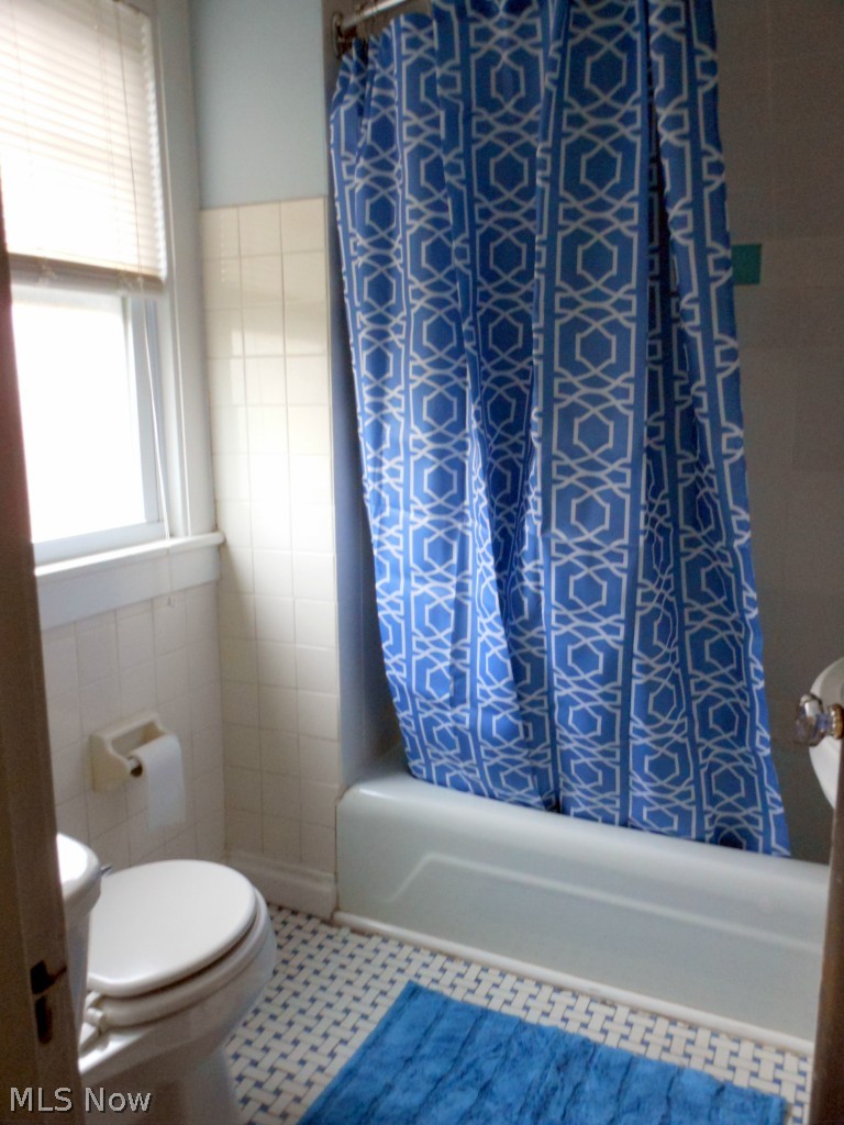 864 Roanoke Road Cleveland Heights, OH 44121 - Photo 18 of 25