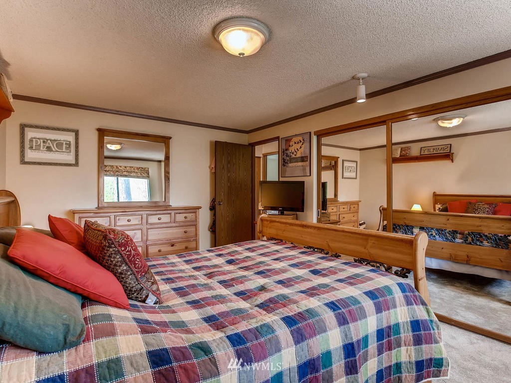 18620 132nd Place Southeast Renton, WA 98058 - Photo 11 of 25 Gallery Image 11