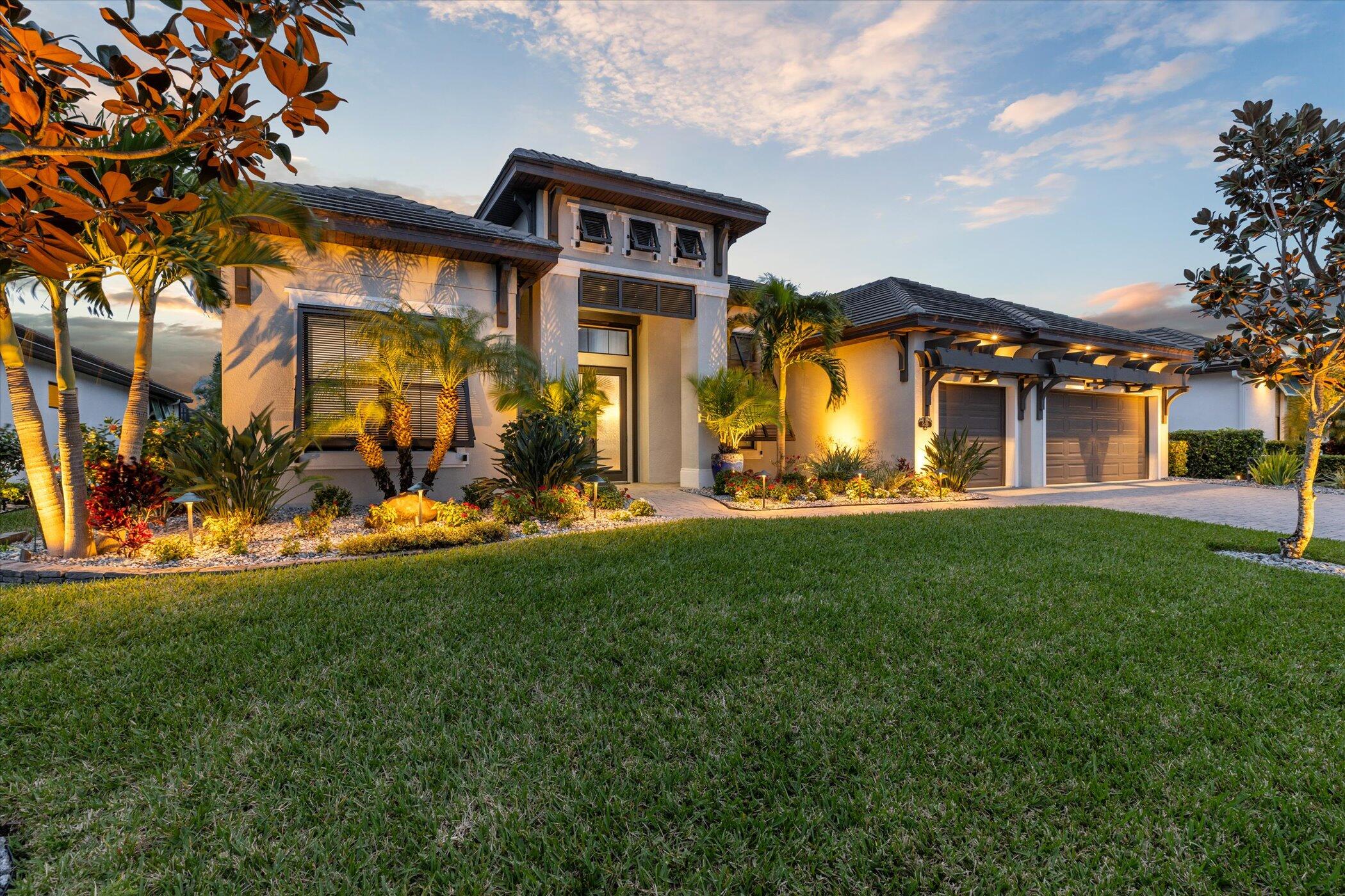 5420 Calder Drive Melbourne, FL 32940 - Photo 73 of 73 a front view of a house with garden