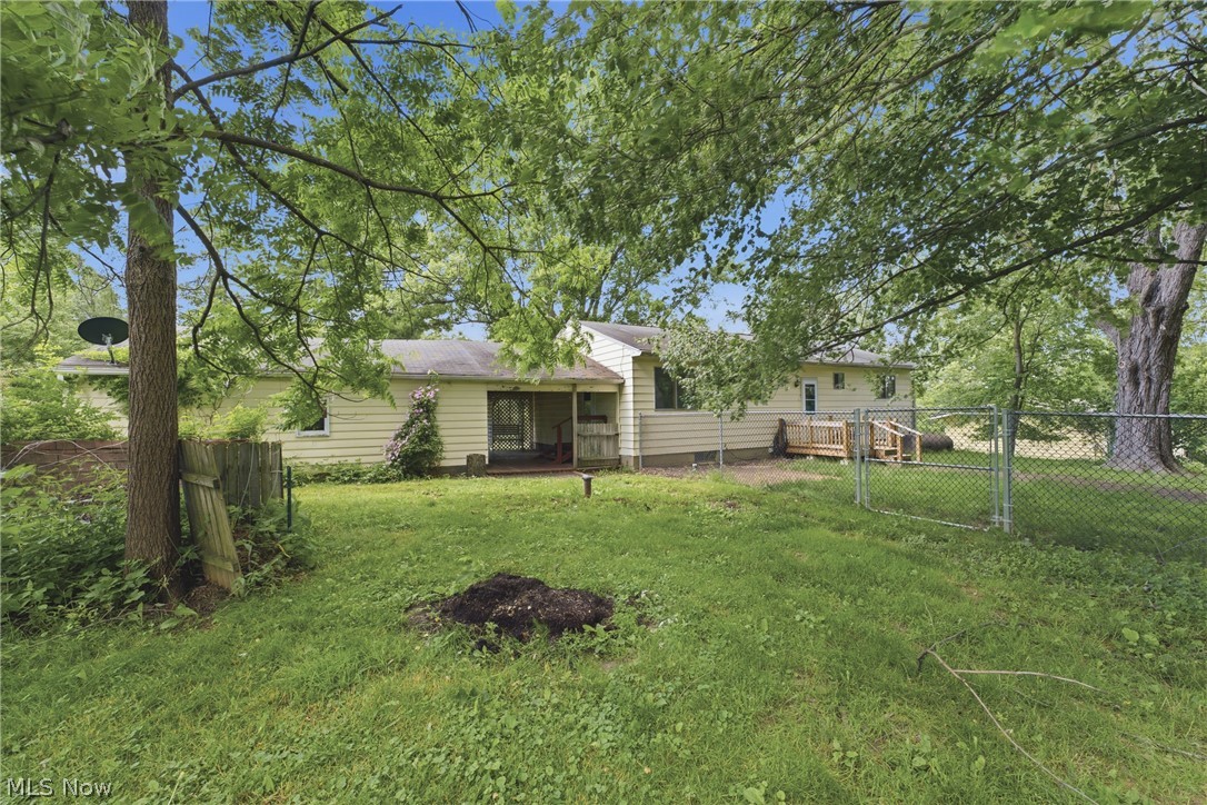 1965 Koons Road North Canton, OH 44720 - Photo 33 of 43