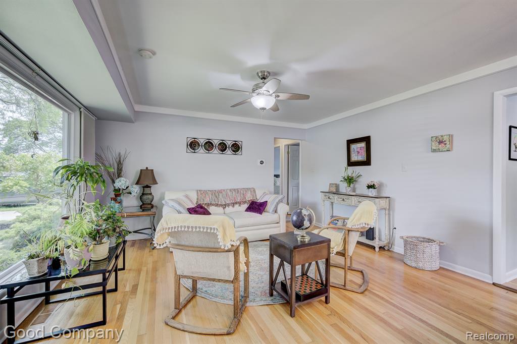 4217 Crooks Road Royal Oak, MI 48073 - Photo 3 of 50