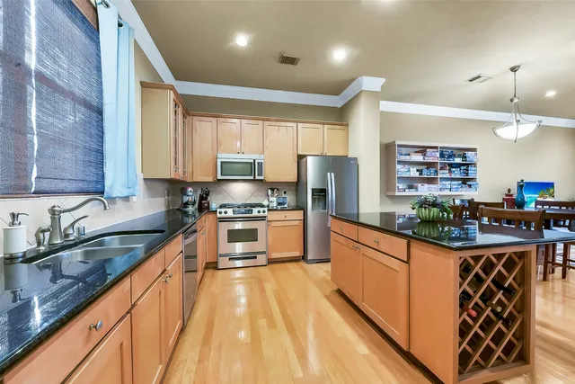 $375,000 | 5813 Katy Street, Houston, TX 77007