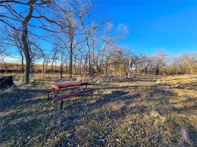 $375,000 | 2000 Y Road, Reading, KS 66868