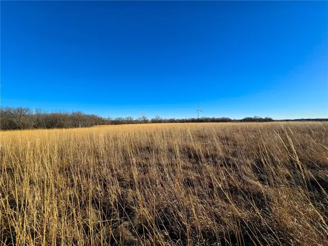 $375,000 | 2000 Y Road, Reading, KS 66868