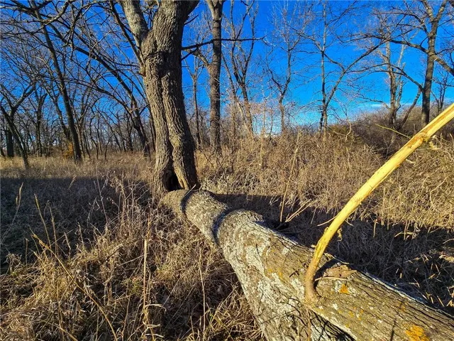 $375,000 | 2000 Y Road, Reading, KS 66868