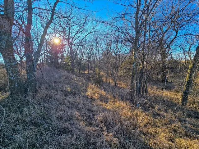 $375,000 | 2000 Y Road, Reading, KS 66868