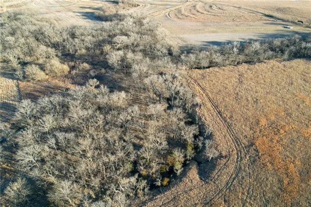 $375,000 | 2000 Y Road, Reading, KS 66868