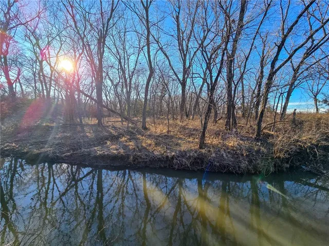 $375,000 | 2000 Y Road, Reading, KS 66868