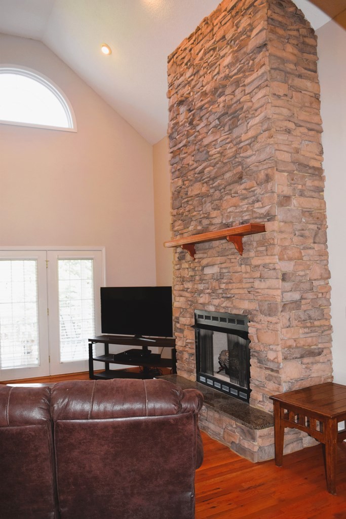 64 West Ridgefield Court Greeneville, TN 37745 - Photo 13 of 46