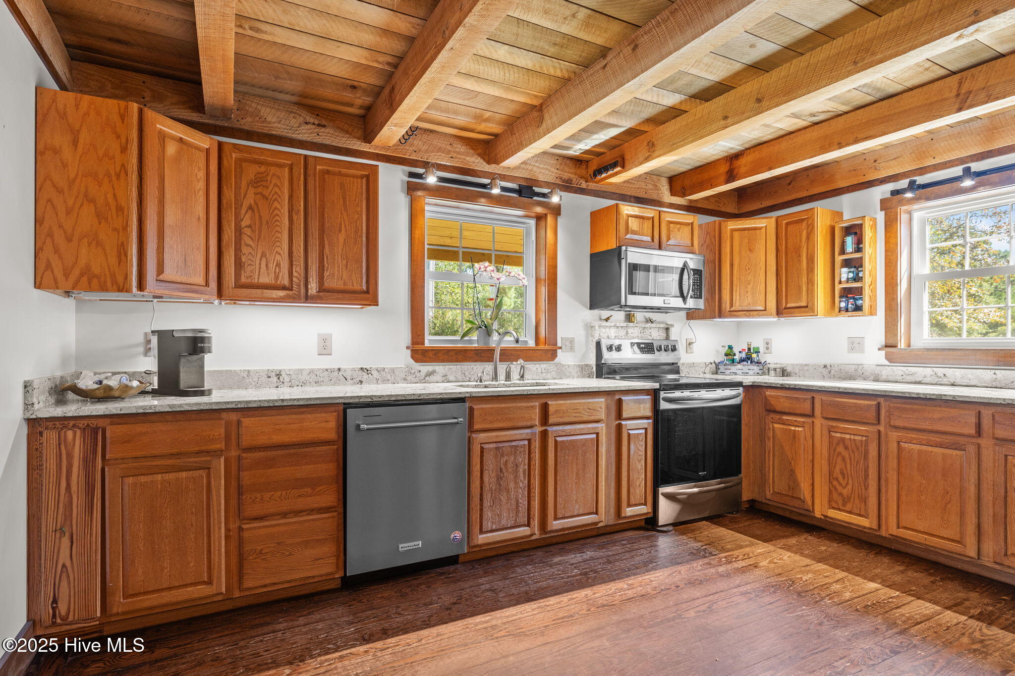 295 Old Winberry Road Newport, NC 28570 - Photo 22 of 52 kitchen
