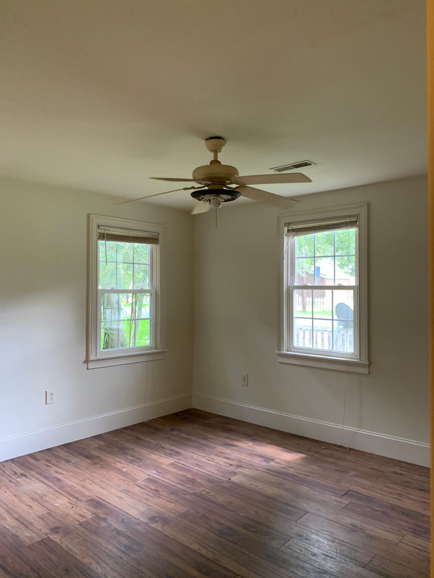 711 Locust Street Charleston, SC 29407 - Photo 15 of 20 20310705-06FA-43BF-9A73-D22780FCC86D