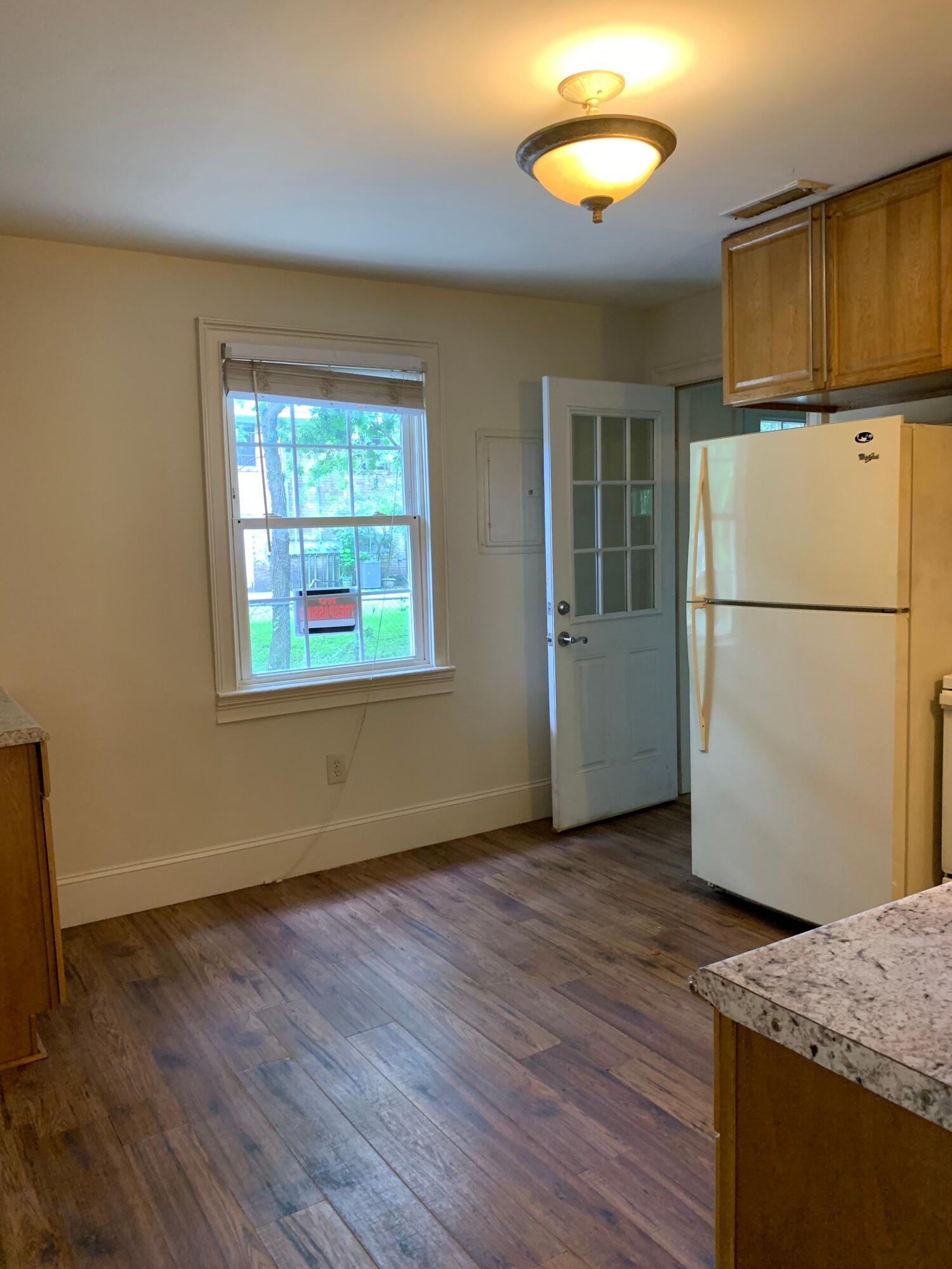 711 Locust Street Charleston, SC 29407 - Photo 17 of 20 D7F07007-F4F2-409C-98EE-FA09781F8641