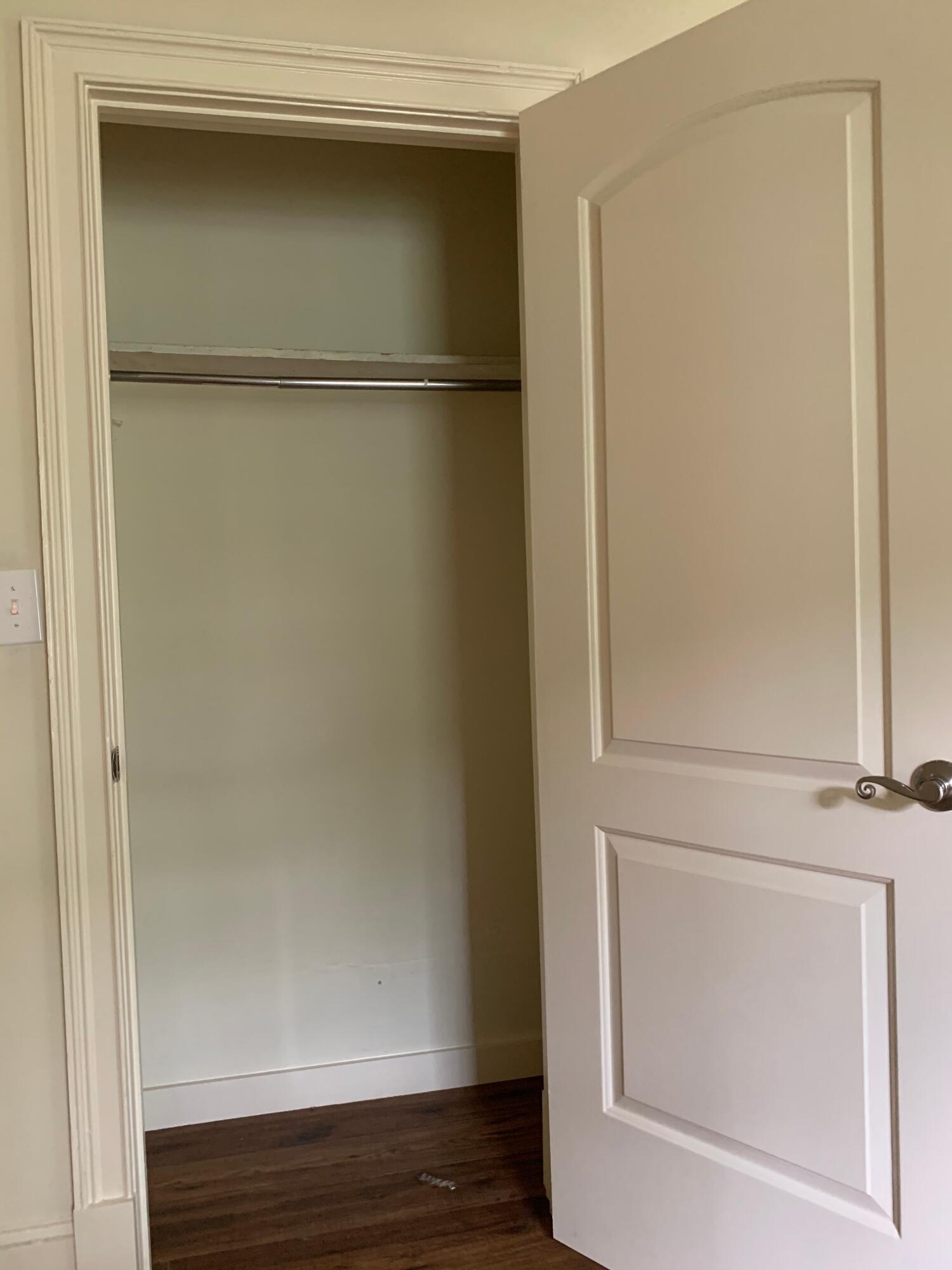 711 Locust Street Charleston, SC 29407 - Photo 19 of 20 E8C3FBDF-9885-443C-93AC-EF8DD97E8C8A