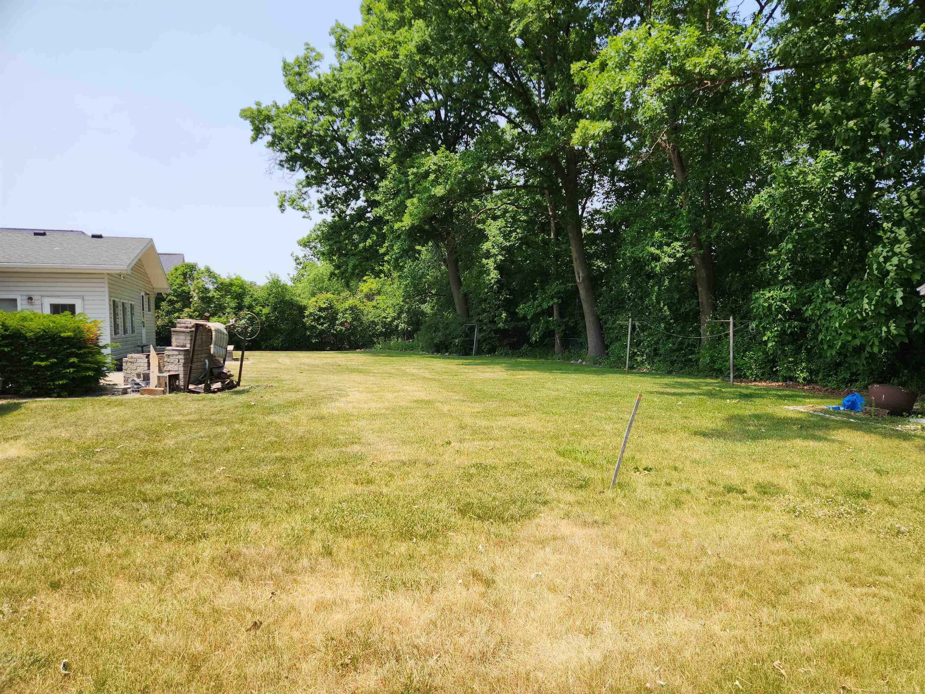 2131 Elmcrest Road Sterling Heights, MI 48310 - Photo 9 of 24