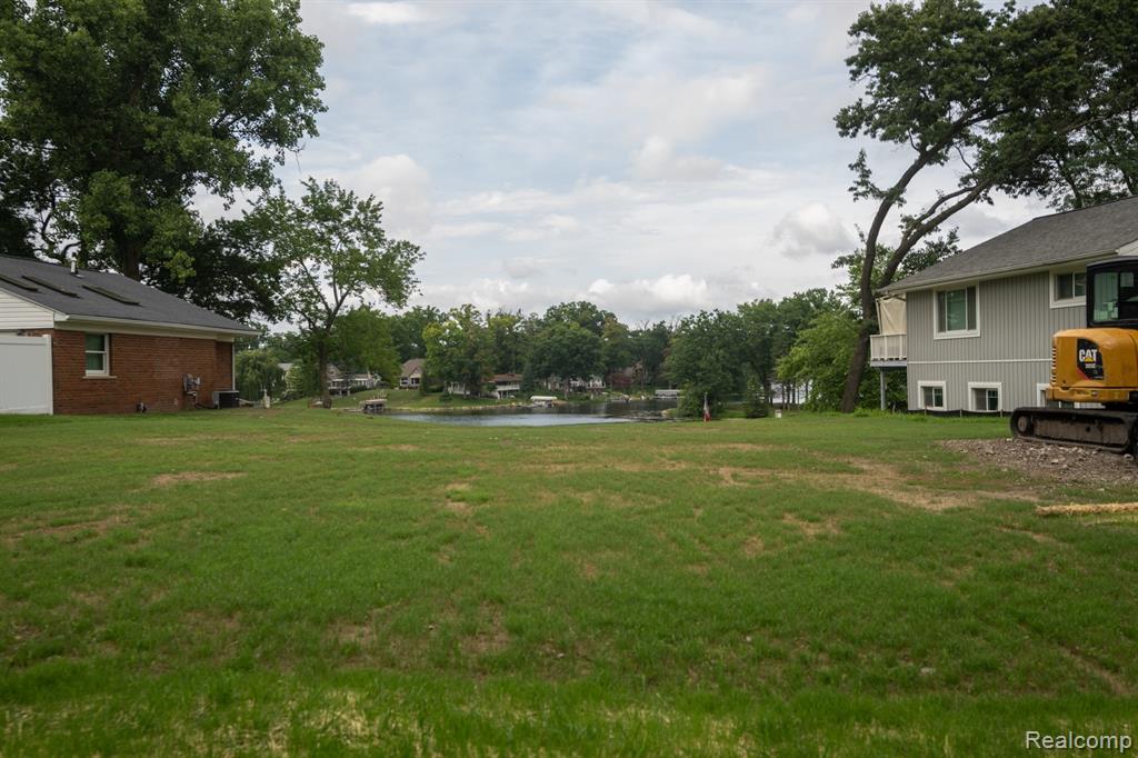 10418 King Road Davisburg, MI 48350 - Photo 54 of 62