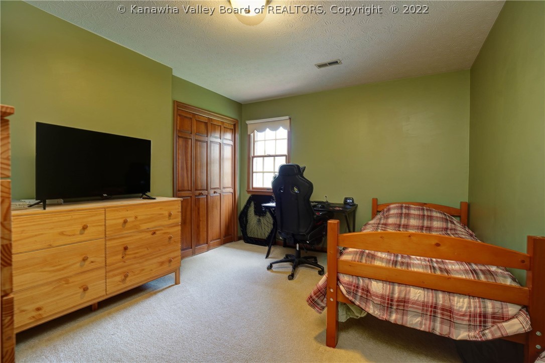 136 Summit Ridge Road Hurricane, WV 25526 - Photo 19 of 39 Gallery Image 19
