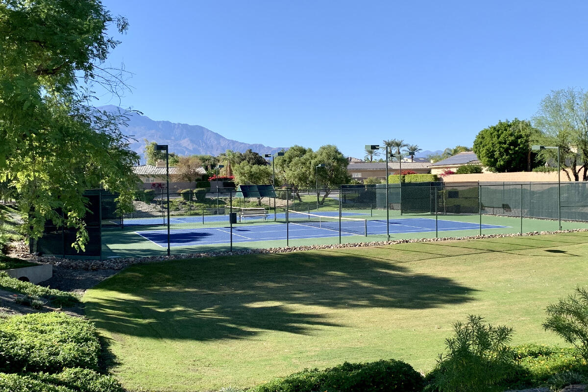 16 Bentley Road Rancho Mirage, CA 92270 - Photo 45 of 48 45