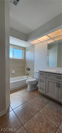 $1,950 | 420 Southeast 15th Terrace, Cape Coral, FL 33990