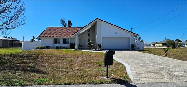 $1,950 | 420 Southeast 15th Terrace, Cape Coral, FL 33990