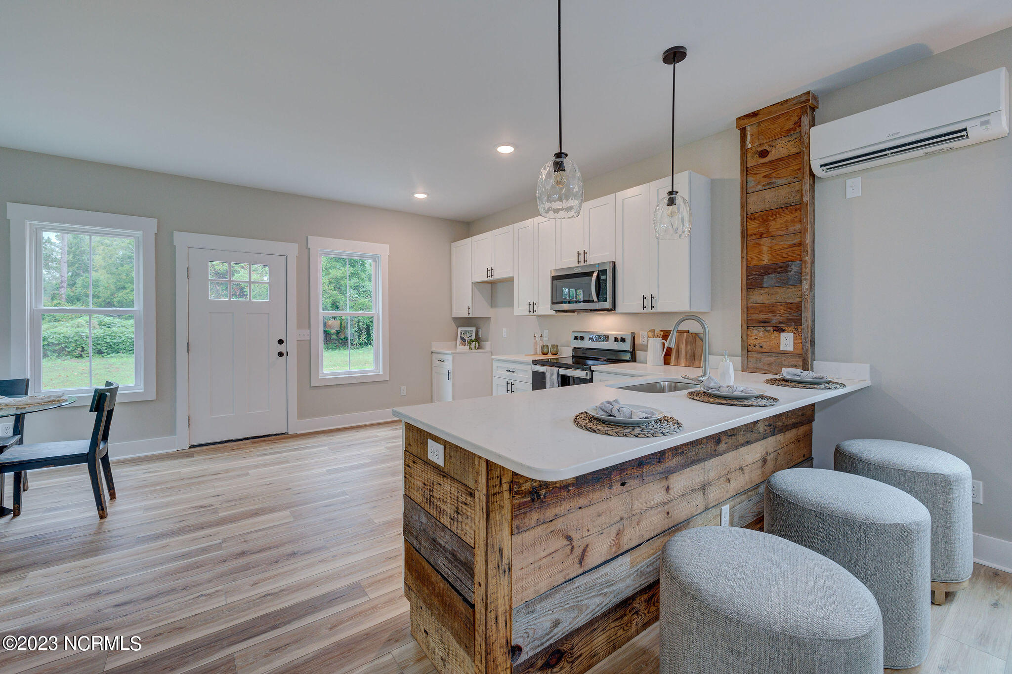 129 Spring Road Wilmington, NC 28401 - Photo 12 of 37 129 Spring Road
