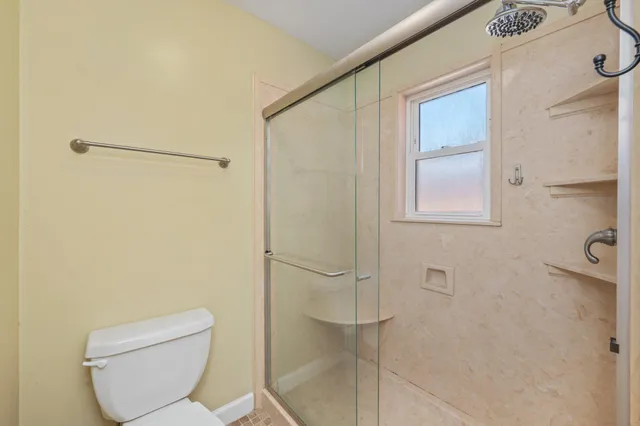 $1,800 | 611 Lang Road, Fort Walton Beach, FL 32547