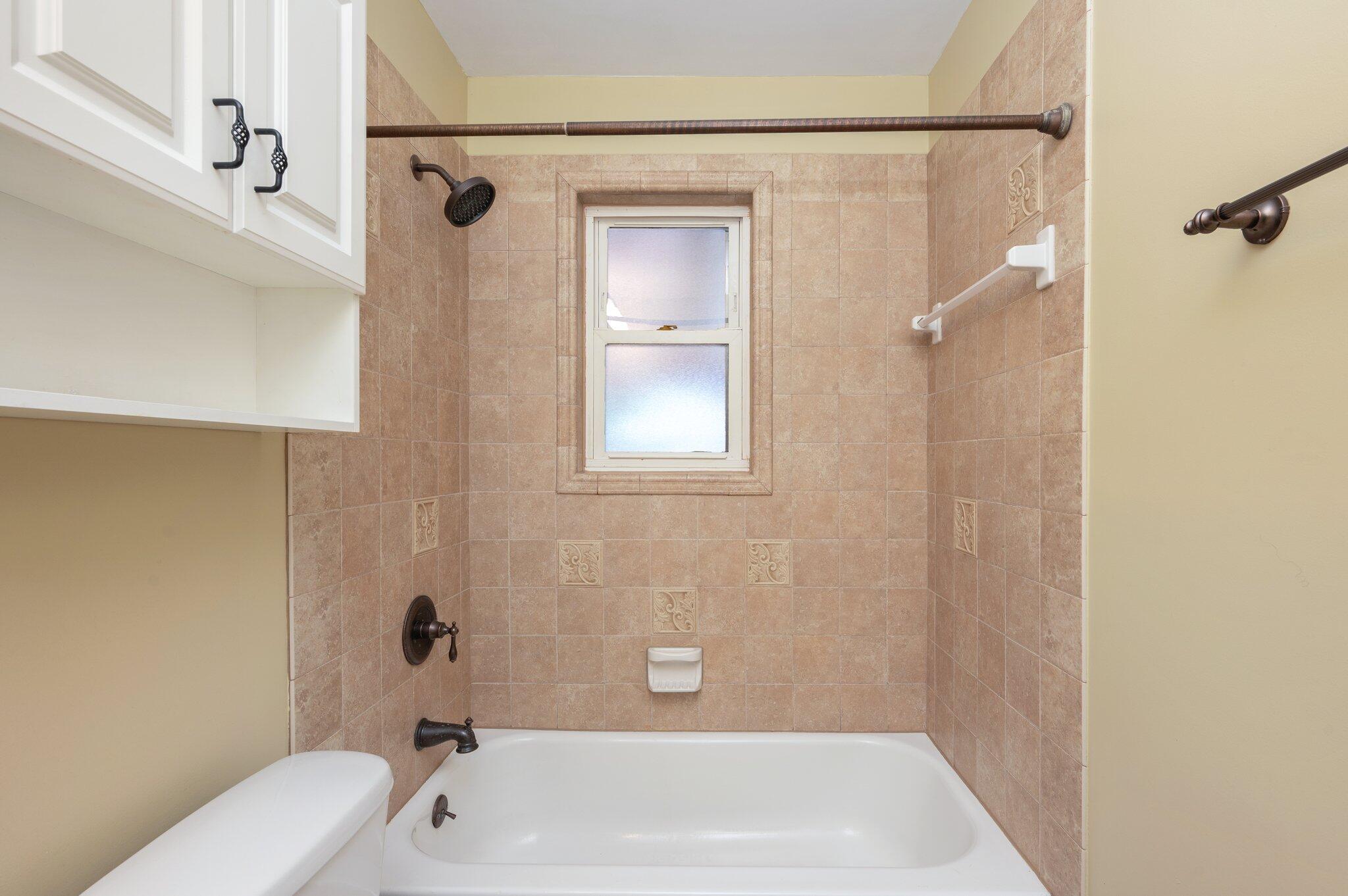 611 Lang Road Fort Walton Beach, FL 32547 - Photo 24 of 34 24-web-or-mls-611-lang-rd